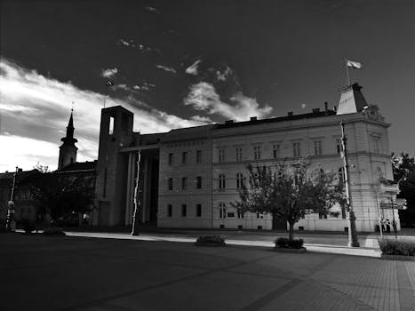 courthouse exterior