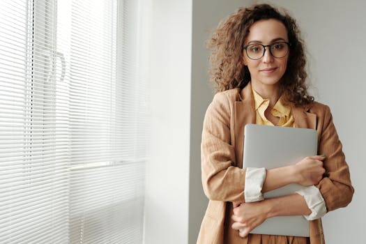 law student attending career fair